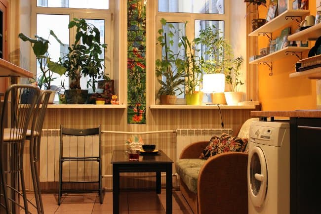 КУХНЯ со всей необходимой техникой и посудой